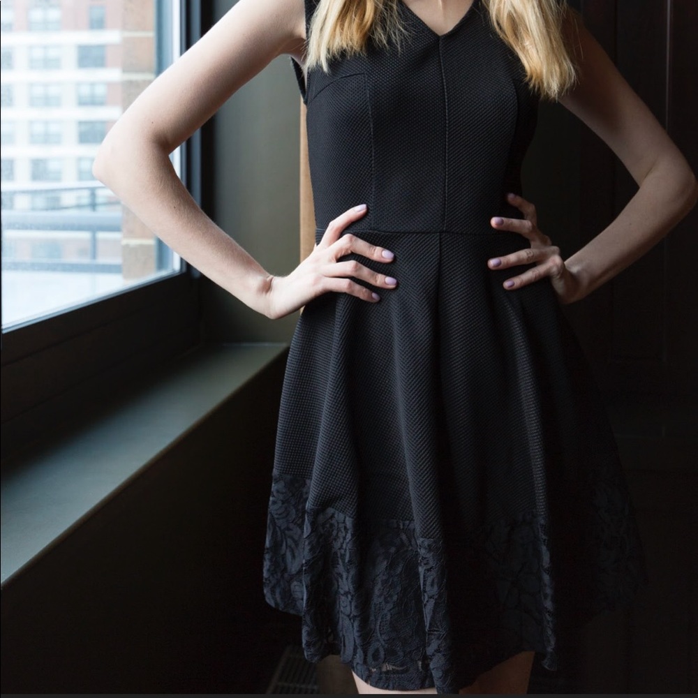 Sale!  Lace Detail Dress - Picture 2 of 3